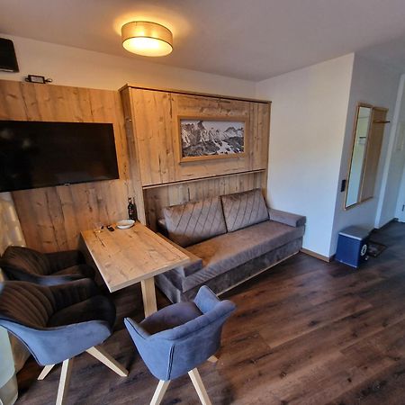 Adler Kaprun, Golf 'N' Ski And Mountain Biking. Exterior photo