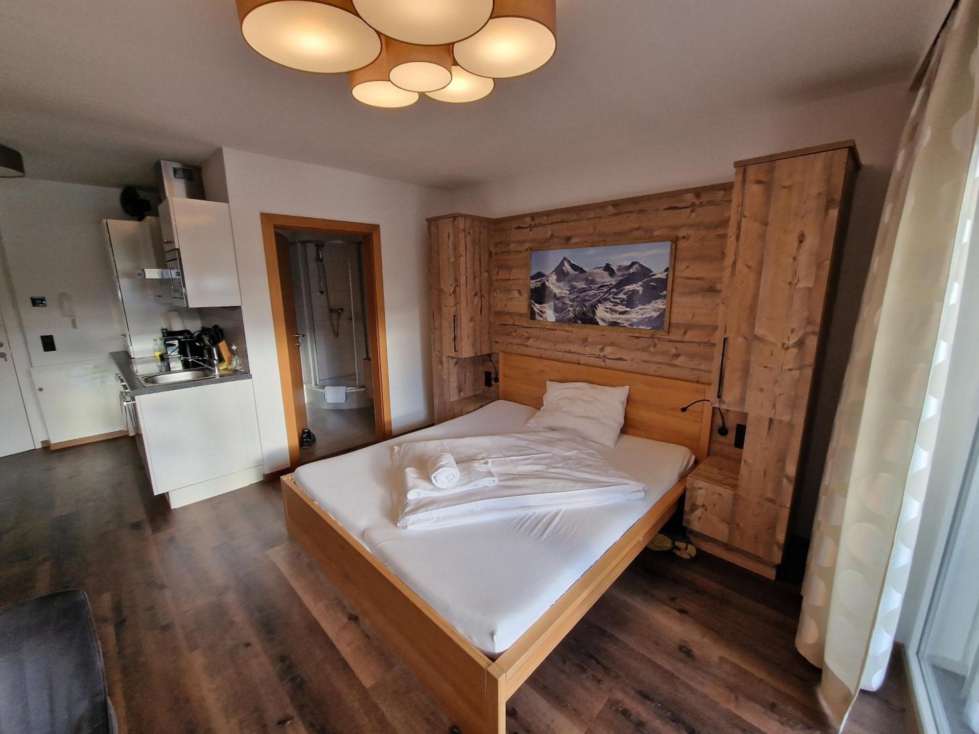 Adler Kaprun, Golf 'N' Ski And Mountain Biking. Exterior photo