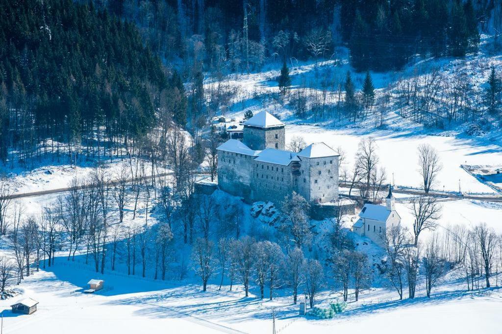 Adler Kaprun, Golf 'N' Ski And Mountain Biking. Exterior photo